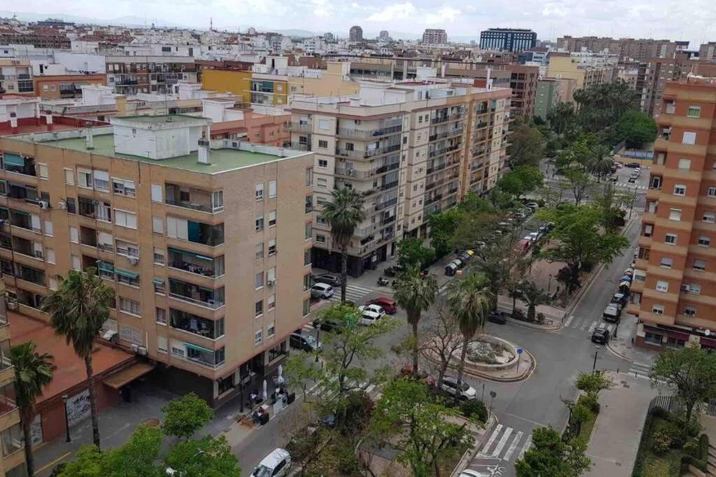 Apartamento Estilo Vintage Apartment Valencia Bagian luar foto